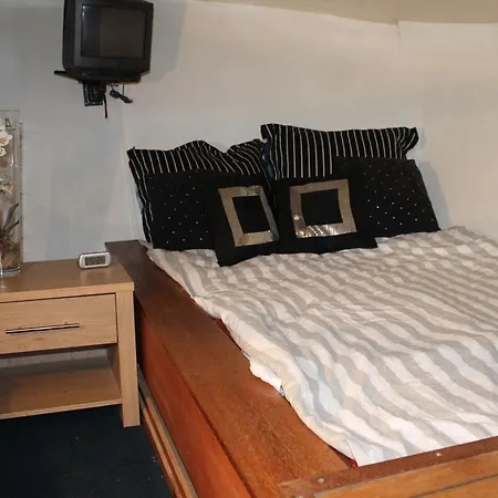 보트호텔 Houseboat William & Houseboat Arthur 암스테르담