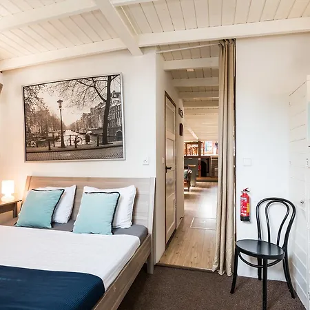 Botel Houseboat William & Houseboat Arthur