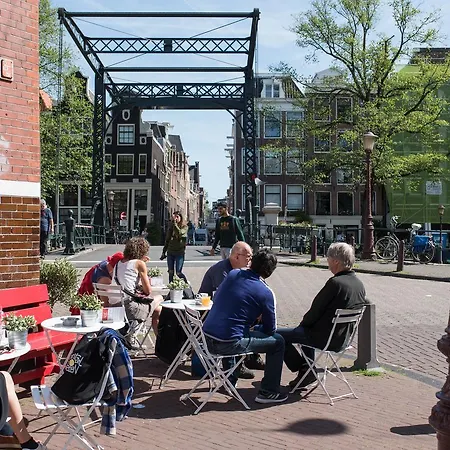 Houseboat William & Houseboat Arthur